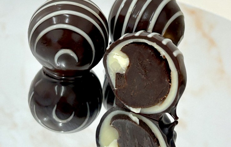 2 Chocolate Butterfly Box