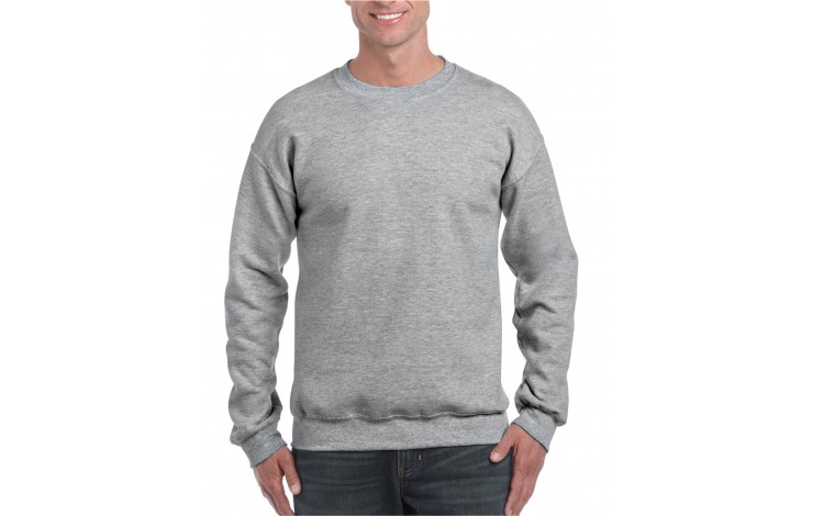 Gildan Heavyweight Ultra Blend Set in Sweatshirt