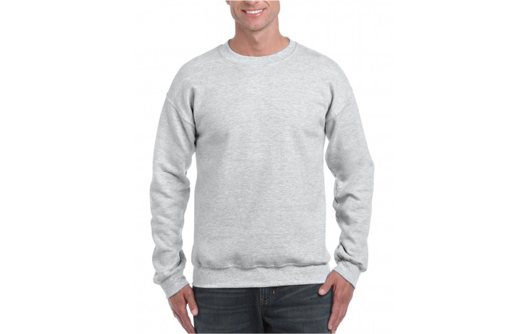 Gildan Heavyweight Ultra Blend Set in Sweatshirt