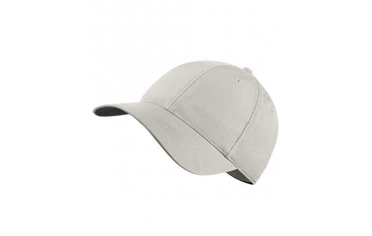 Nike Golf Legacy Cap