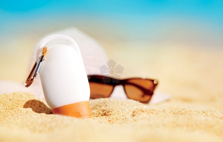 Sunscreen Lotion with Carabiner
