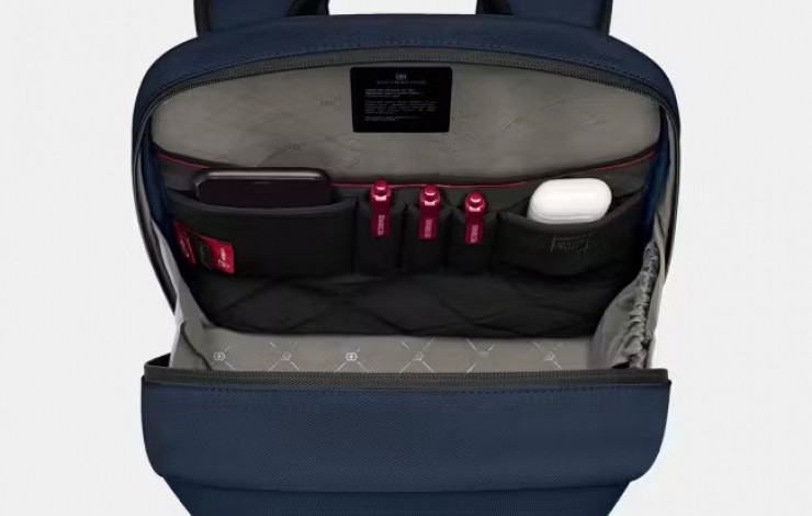 Victorinox Altmont Modern City Daypack